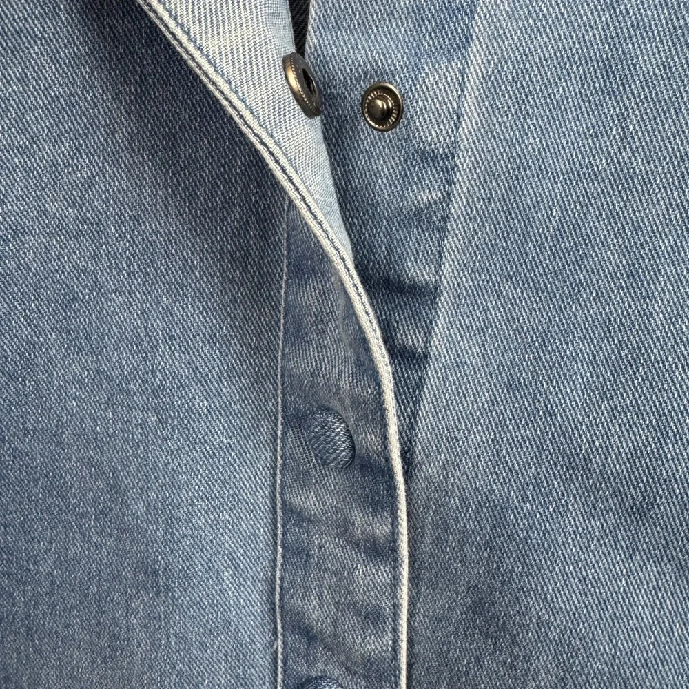 Bagatelle Collection Medium Wash Denim Puff Sleeve Snap Front Shirt Jacket‎ M